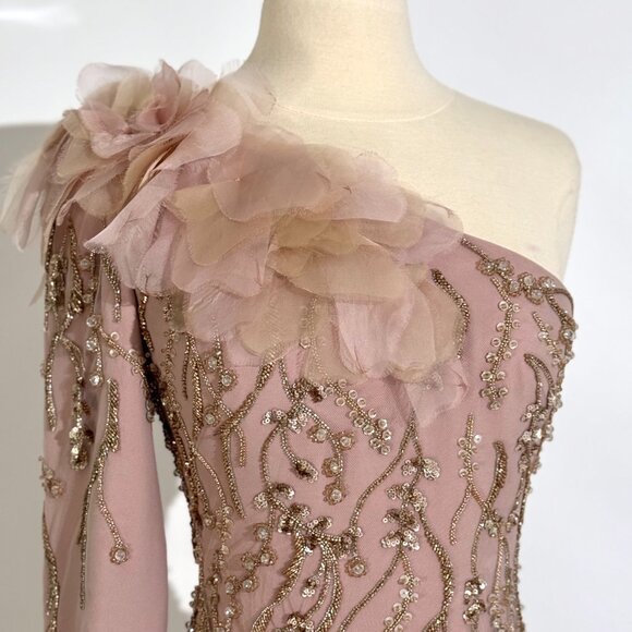 Brand New US 6 Tony Ward One Shoulder Evening Gown with Gold Beading - Picture 3 of 7